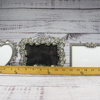 Lot of Miscellaneous Small Decorative Picture Frames