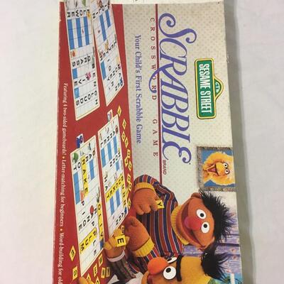 Sesame Street scramble for kids board game