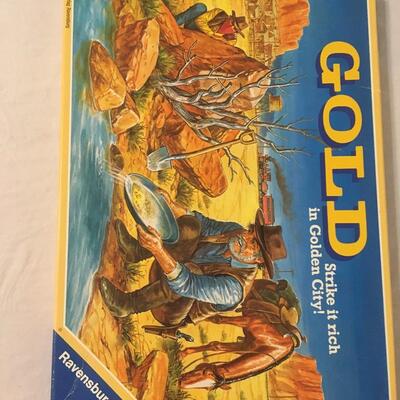 Gold strike it rich in Golden city board game