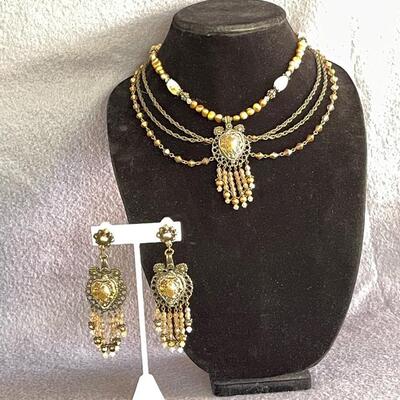 Lot 171st Maya 4 Strand Swag Necklace & Matching Earrings.