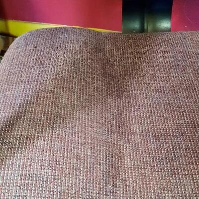 Lot 195 Maroon Cloth Office Chair