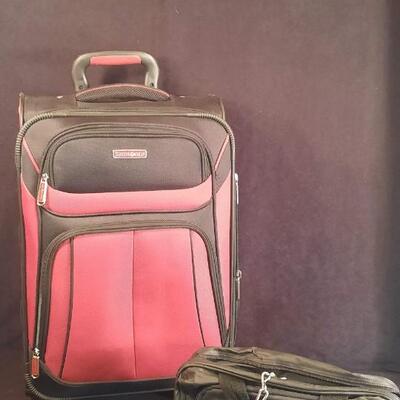 Lot 200  Samsonite Suitcase & Small Personal Bag