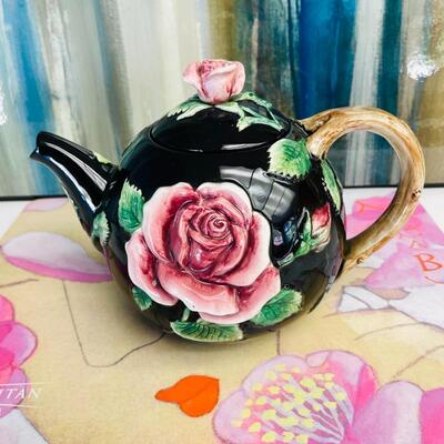 Lot 203st  Fritz & Floyd Black Tea Pot Roses + Royal Worchester Bowl 
