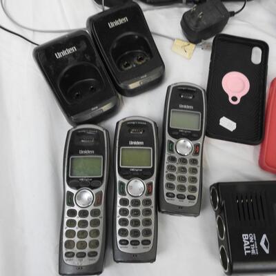13 pc Electronics, Uniden and Vrtech Home Phones, Radio's, Headphones