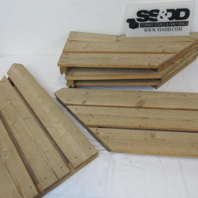 5 Wooden Structures/Boards, One Board Cracked, Stairs? Deck Parts?