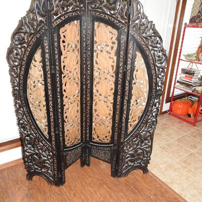 Solid Wood Carved Divider