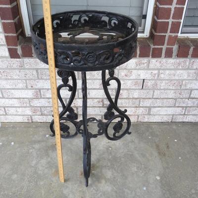 Cast Iron Planter Stand  Yard Art