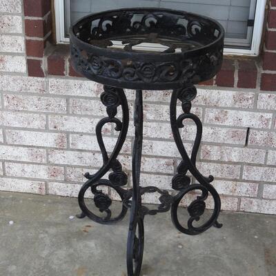 Cast Iron Planter Stand  Yard Art