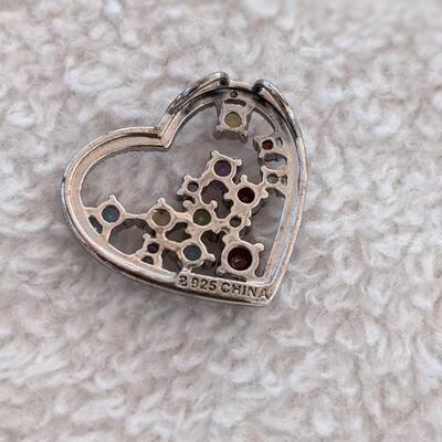 Lovely hair clips and heart pendant