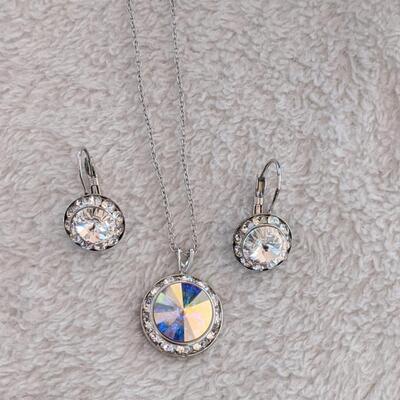 Colore designer Necklace and Earring Set