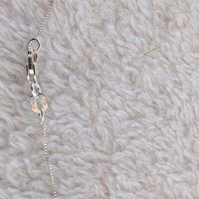 Beautiful Magpie Necklace