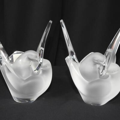 STUNNING Lalique "Sylvie" Frosted Crystal Love Bird Vase