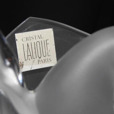 STUNNING Lalique "Sylvie" Frosted Crystal Love Bird Vase