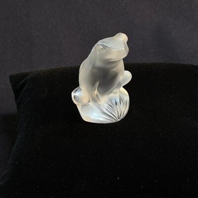 Crystal Lalique Frog 2" T Hand enscribed