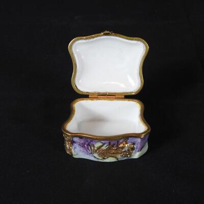 Limoges Hinged trinket box