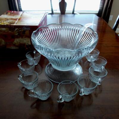 Gibson Punch Bowl Set