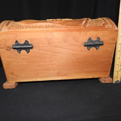 Jolly Rogers Pirate Chest