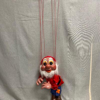 Walt Disney Productions Pelham Puppets Snow White and the Seven Dwarfs Happy Marionette String Puppet