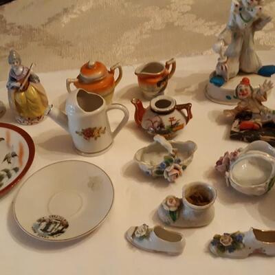 Lot of Miscellaneous Vintage Collectables Most from Japan