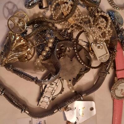 Lot of Jewelry