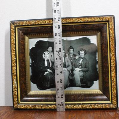 Antique Framed Pioneer Western Victorian Era Family Photo Photograph Mid Late 1800s