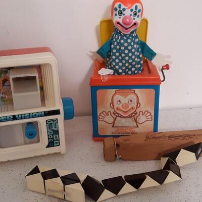 Lot of Vintage Toys -Jack does Not Wind