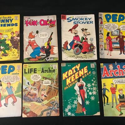 Lot 8: Vinitage Comics Collection Archie, Pep & More
