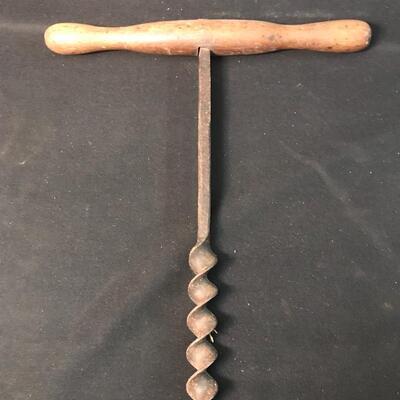 Lot 15: Vintage Primitive Hand Tools - Augers & Hand Drill