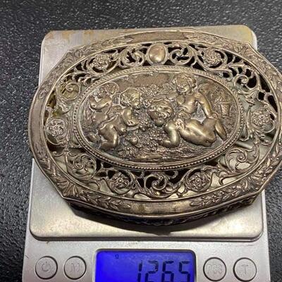Sterling silver antique box 126.5 g
