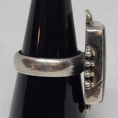Vintage sterling silver ring size  7