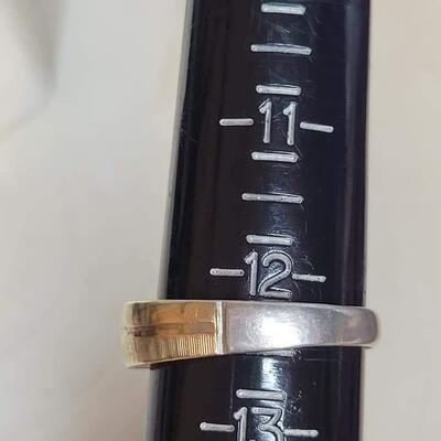 10 k gold and sterling silver men's ring   top is 10 k gold
