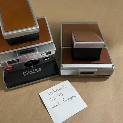 Polaroid SX 70 Land Cameras Tan