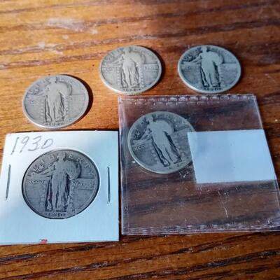 LOT 15      FIVE DIFFERENT DATED STANDING LIBERTY SILVER QUARTERS