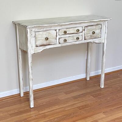 Distressed â€œGoes Just About Anywhereâ€ Table