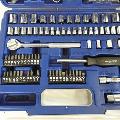113 pc Machine Tool Set, Missing 2 Wrenches and 2 Bits