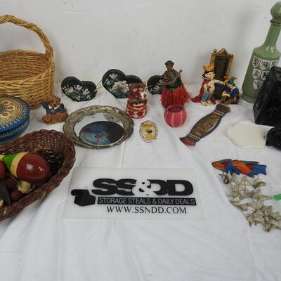 Assorted Toys, Decor and Mini Figurines