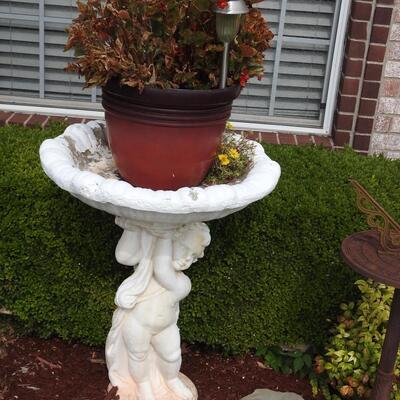Classical Child Concrete Birdbath Flowerpot