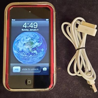 Lot 367  iPod Touch w/ Charging Cable