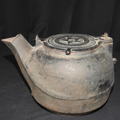 Cast Iron Kettle