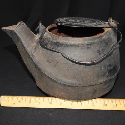 Cast Iron Kettle