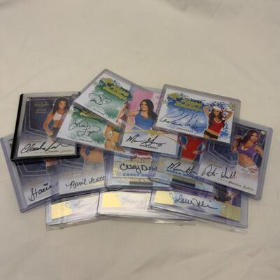 [40] Eighteen Authentic Autographed | Bench Warmer Cards
