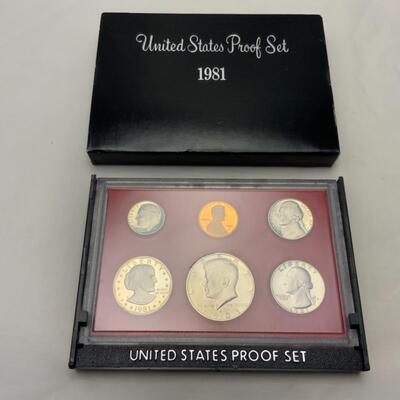 [45] PROOF SETS | 1981 & 1982 | United States Proof Sets