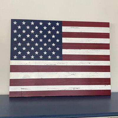 Lighted Distressed Wooden American Flag Wall Hanging