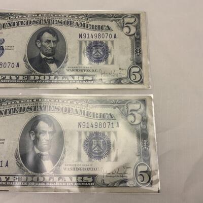[63] CURRENCY | Two Consecutive $5 Large Blue Seal | 1934 C