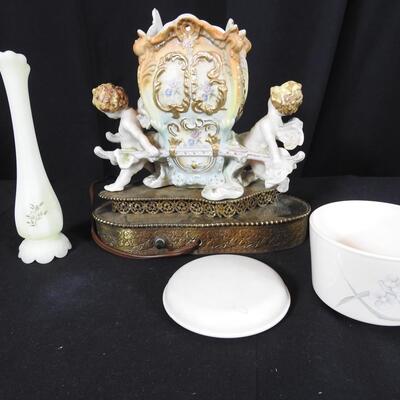 Beautiful Cherub Night Light