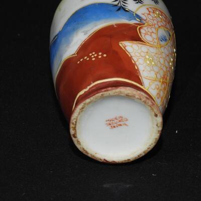 Lovely little Trinket Box and Small Oriental Vase