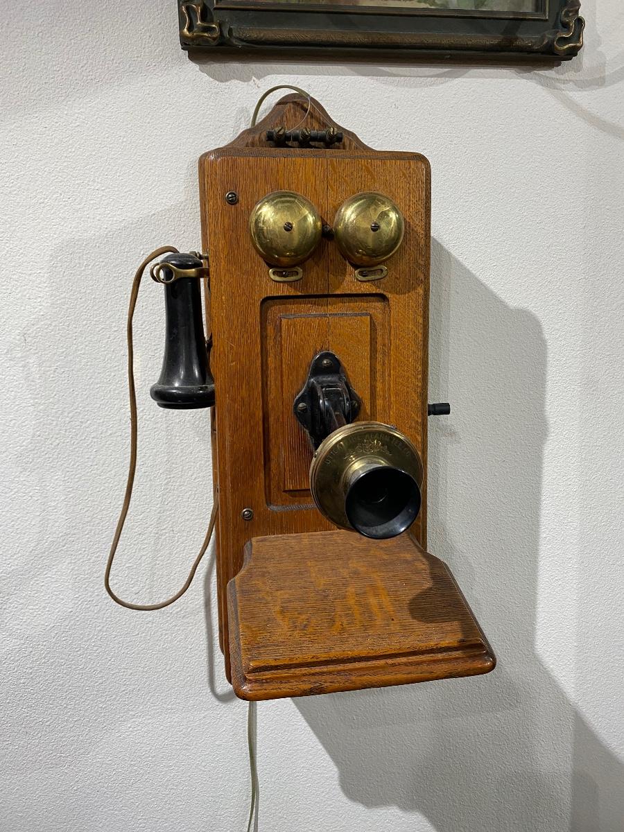 Antique Oak Wall Mount Crank Telephone Phone Utica Fire Alarm Tel. Co |  EstateSales.org
