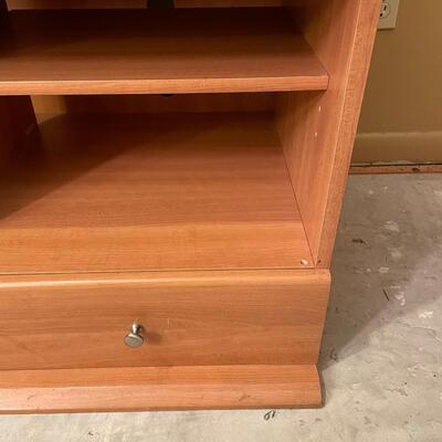 Lot 366.5  TV Stand