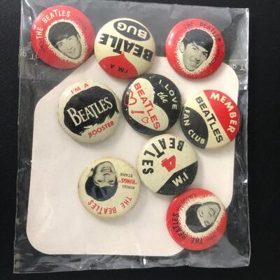 1964 Beatles Vintage Buttons Set
