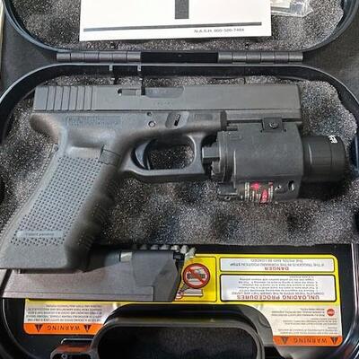 LOT#4XT: Glock 22 Gen4 40 cal Pistol (Transfer Required)